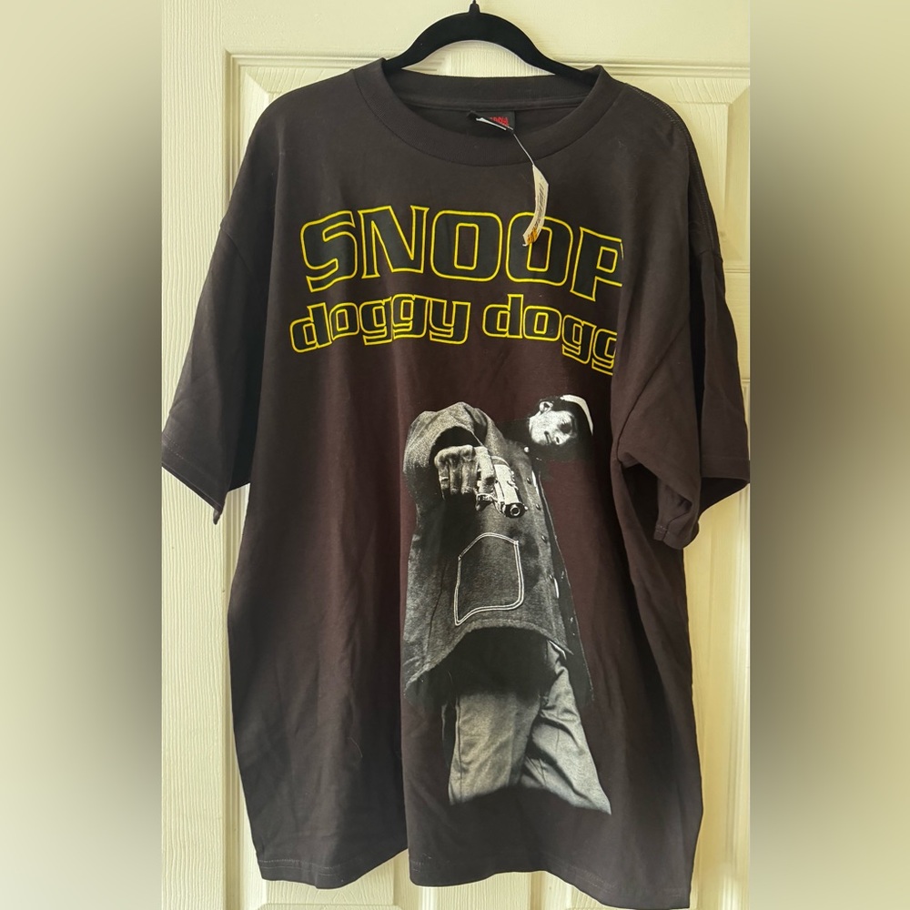 NWT Men's Black Snoop Doggy Dogg Graphic T-Shirt